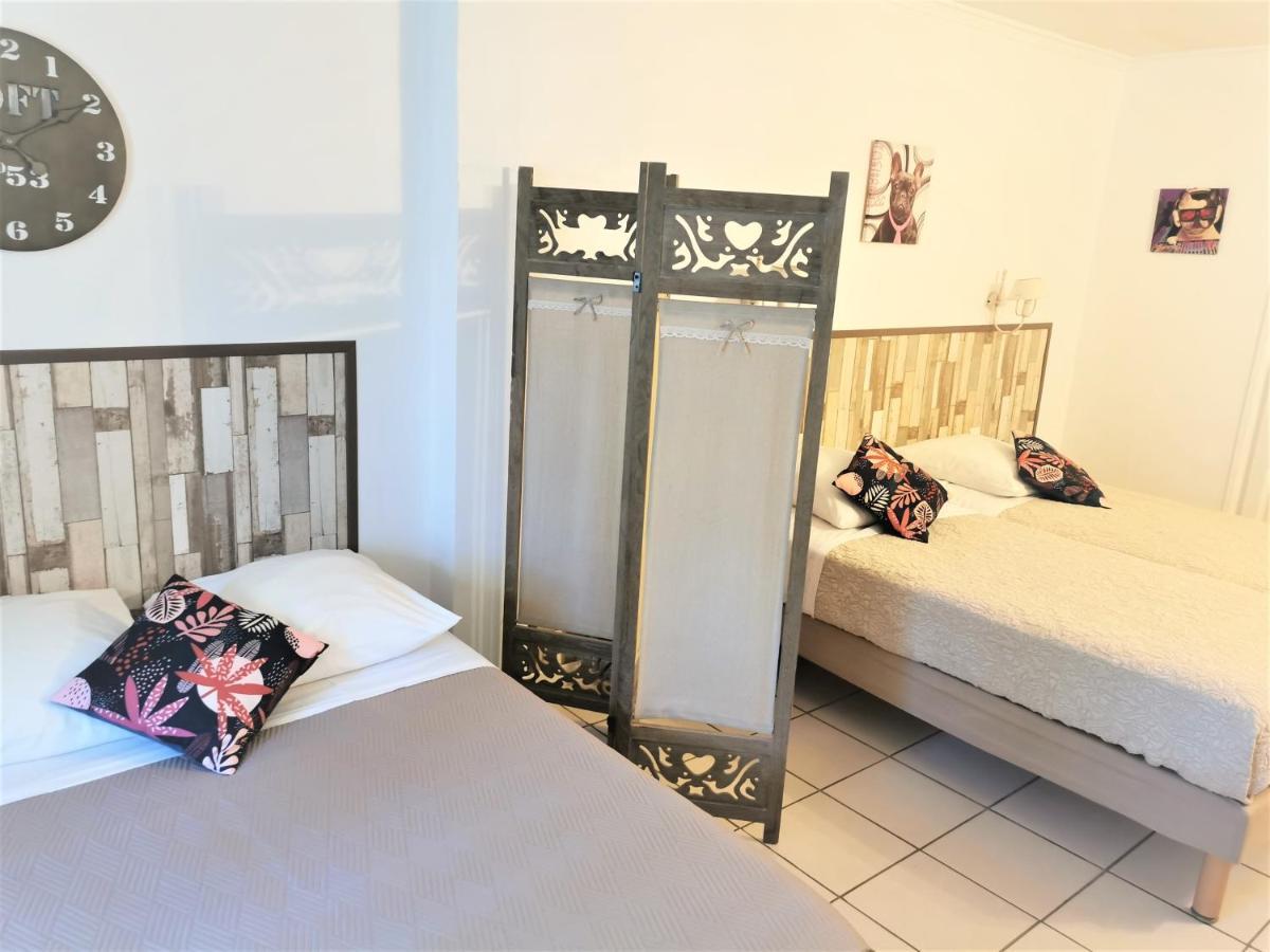 Hotel Lou Marques Saintes-Maries-de-la-Mer Ngoại thất bức ảnh