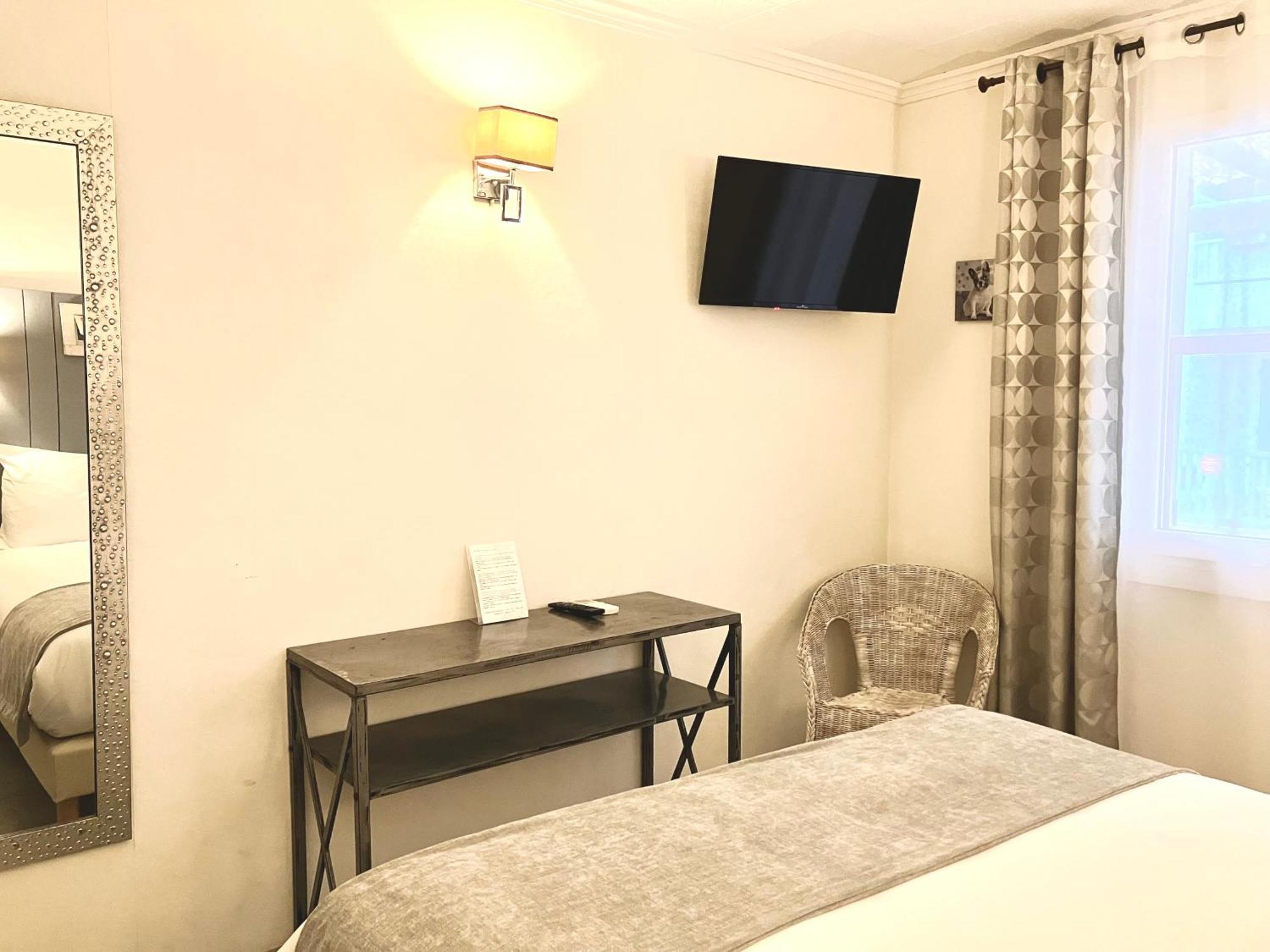 Hotel Lou Marques Saintes-Maries-de-la-Mer Ngoại thất bức ảnh