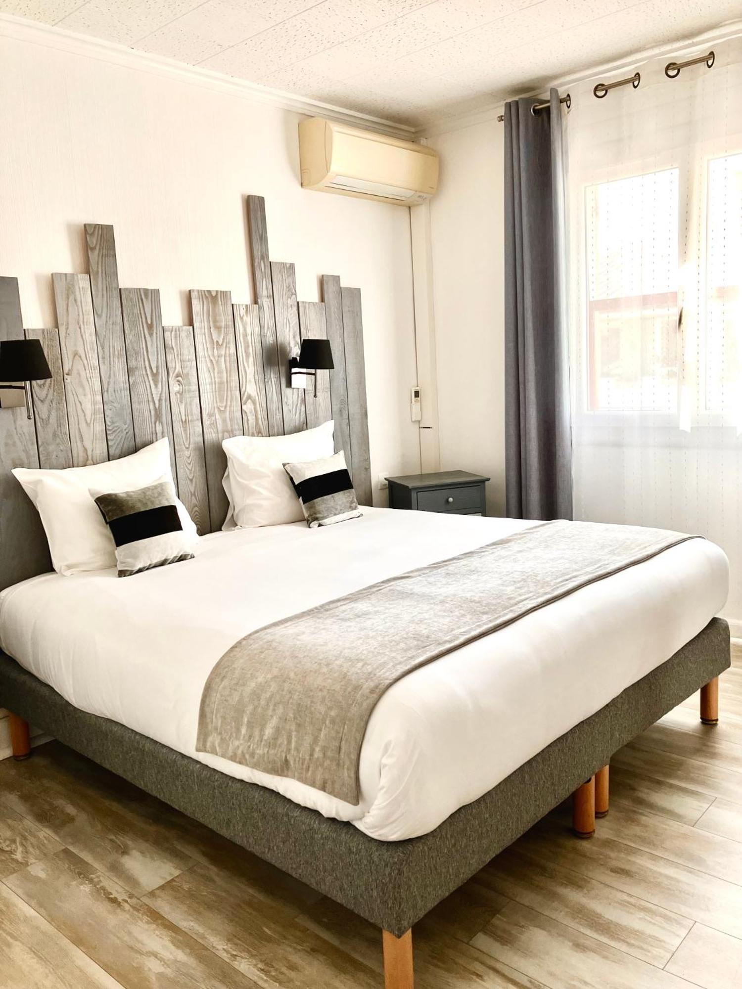 Hotel Lou Marques Saintes-Maries-de-la-Mer Ngoại thất bức ảnh
